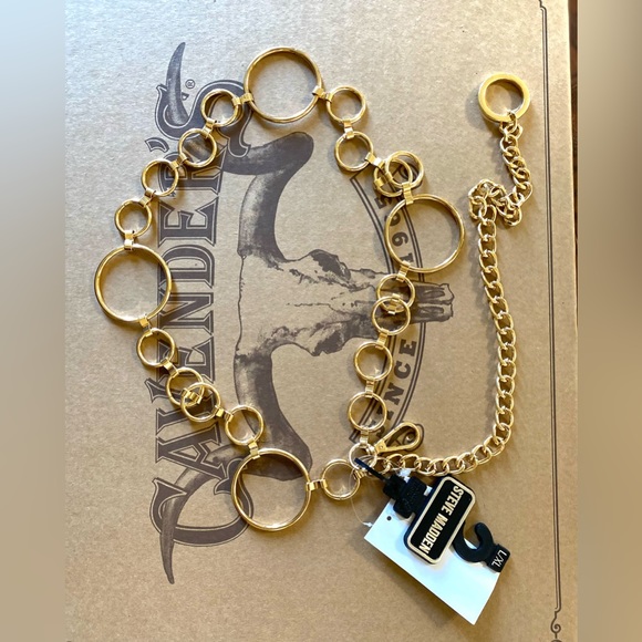 Golden color Belt Chain adjustable from Steve Madden - Picture 6 of 8